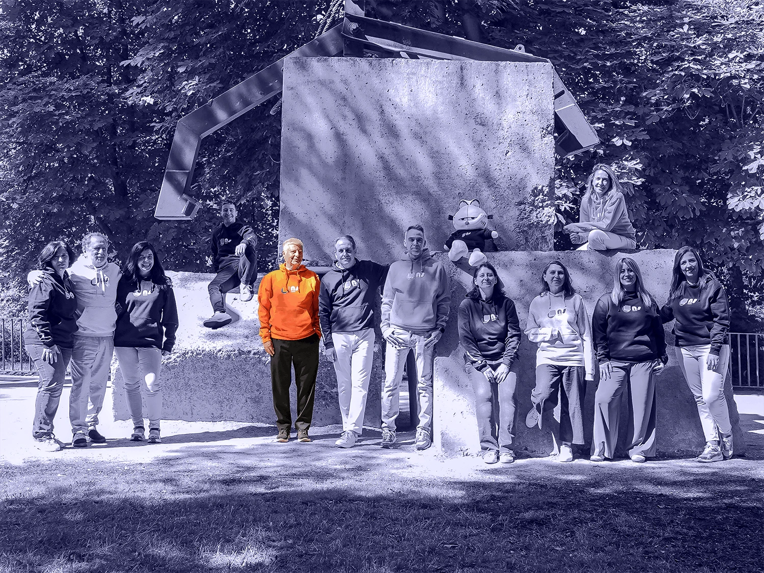 team-color-image