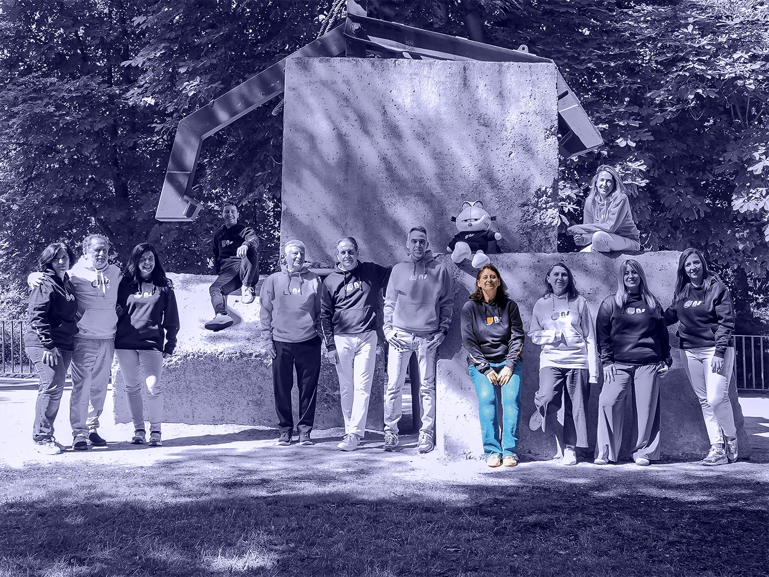 team-color-image
